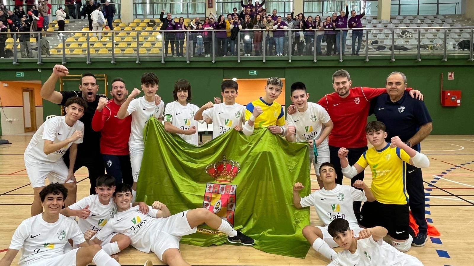La selección de Jaén celebra su pase a la final.