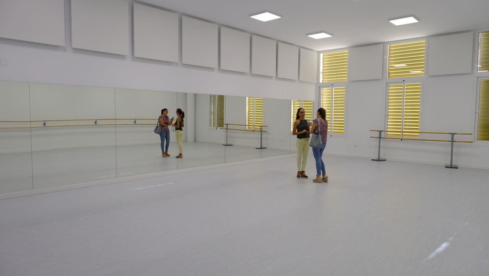 El nuevo Conservatorio Profesional de Danza Kina Jiménez, abre sus puertas