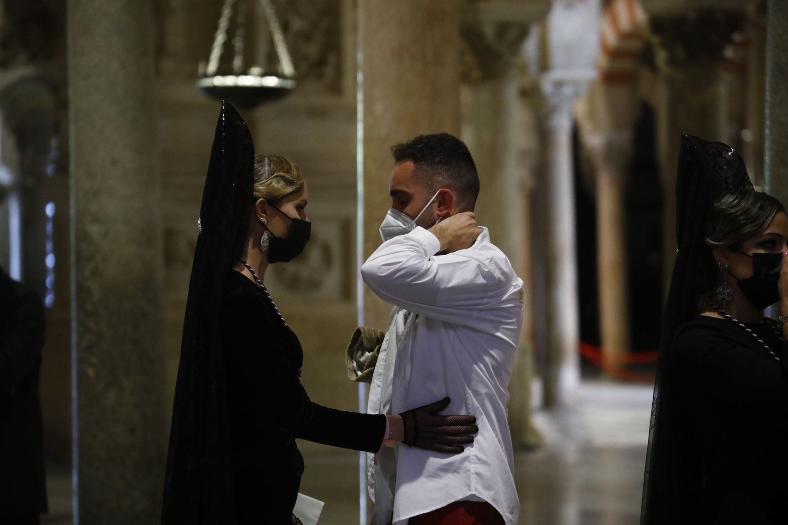 La hermandad de La Agonía de Córdoba suspende su procesión del Martes Santo, en imágenes