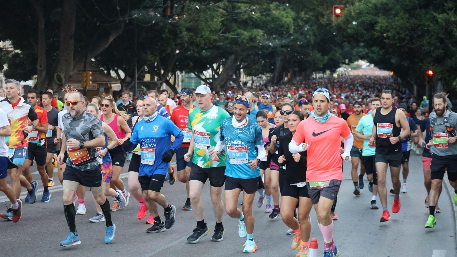 Las mejores fotos de la Maratón de Málaga 2024