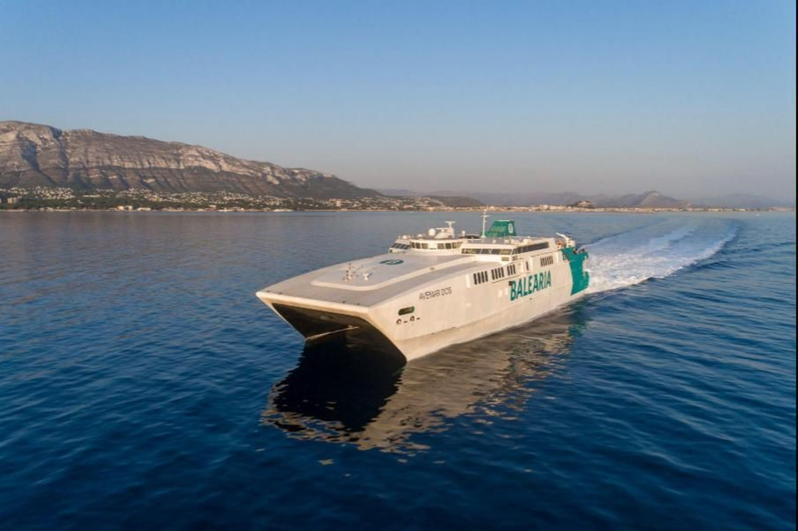 Encuentra los mejores billetes de ferry desde Cádiz a precios inmejorables