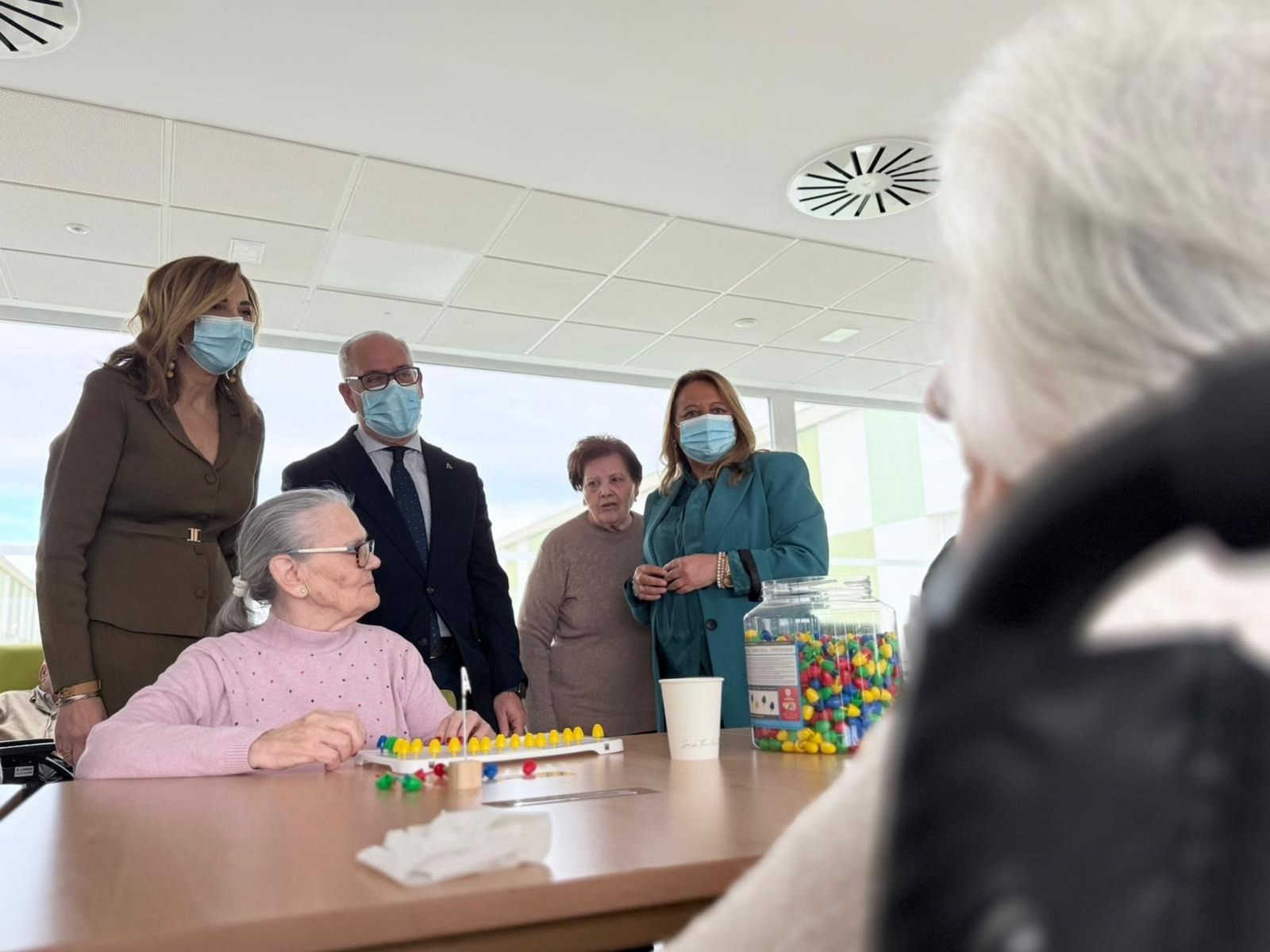Visita a la residencia El Valle Sénior.
