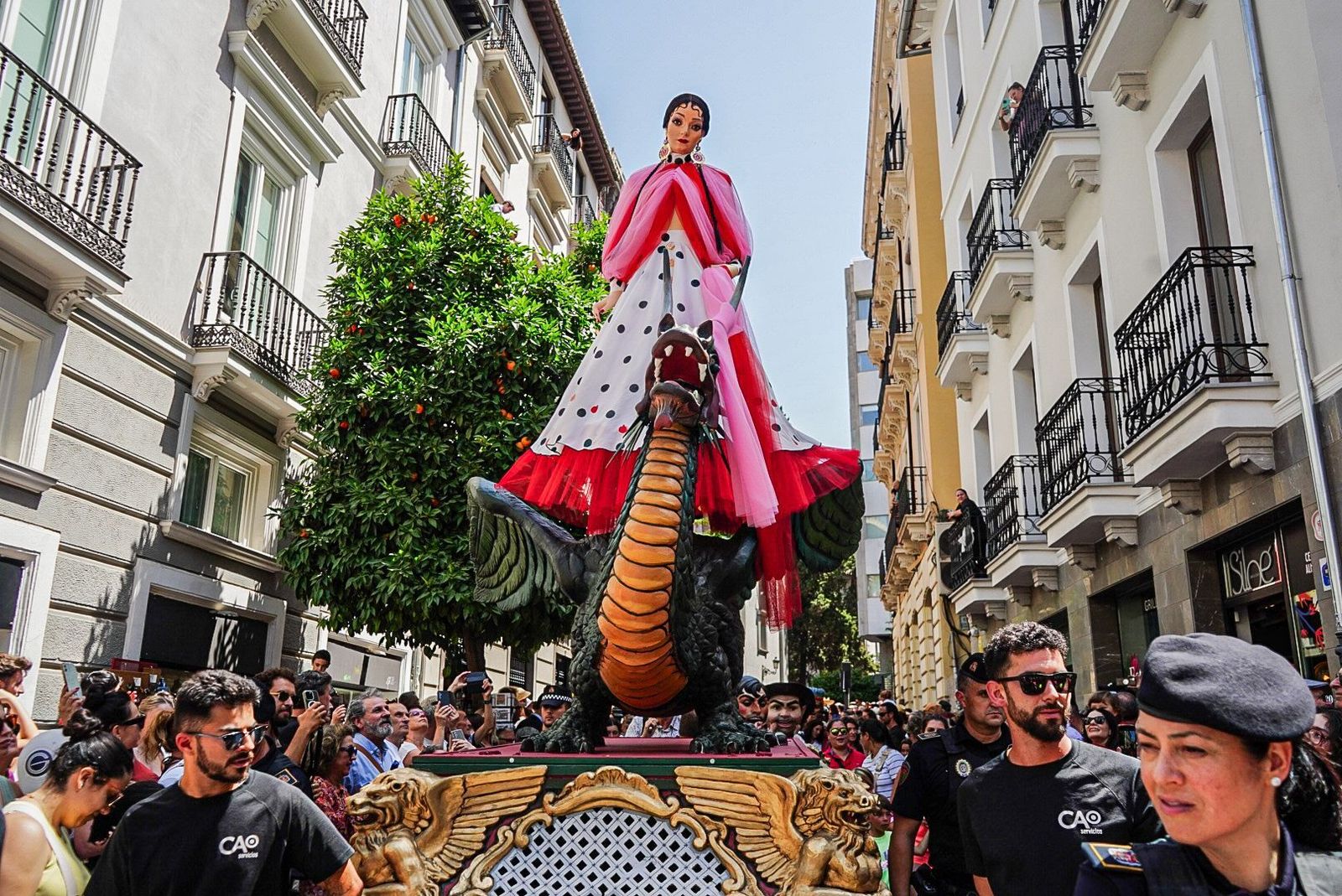 Las mejores fotos de La Tarasca de Granada 2024