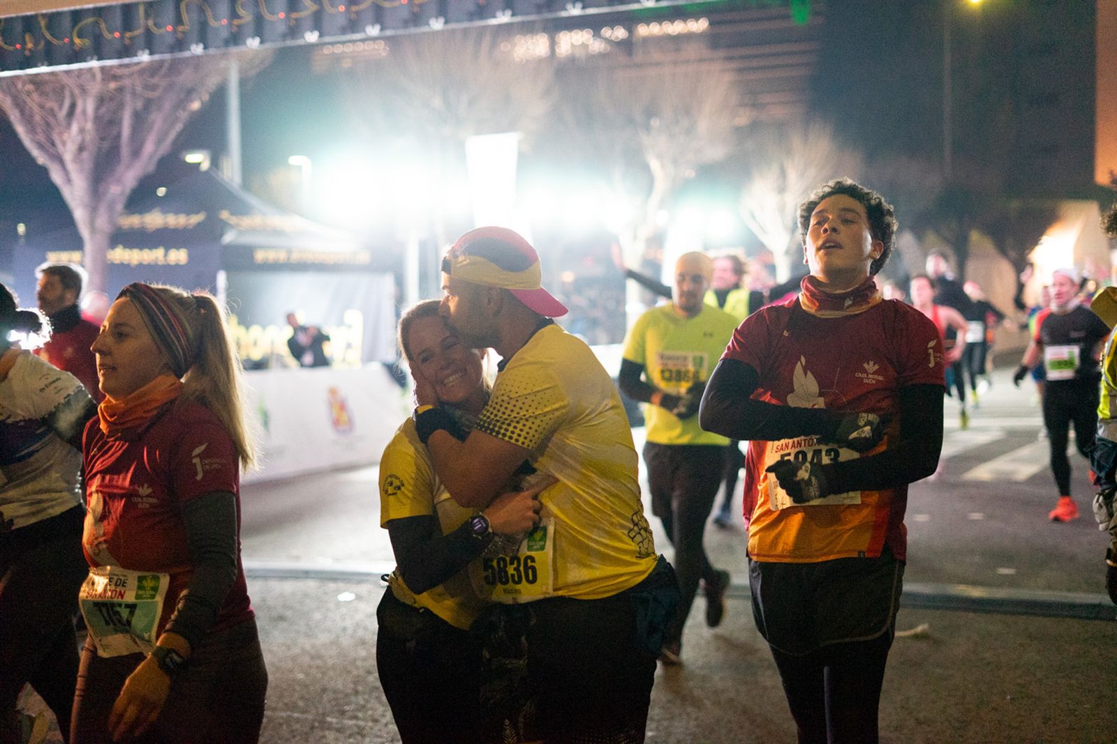 En imágenes: búscate en tu llegada a meta de la Carrera de San Antón 2026 (21)