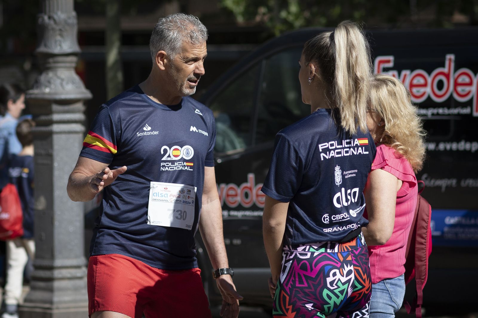 Encuéntrate en las imágenes de la carrera de la Policía Nacional 'Ruta 091'