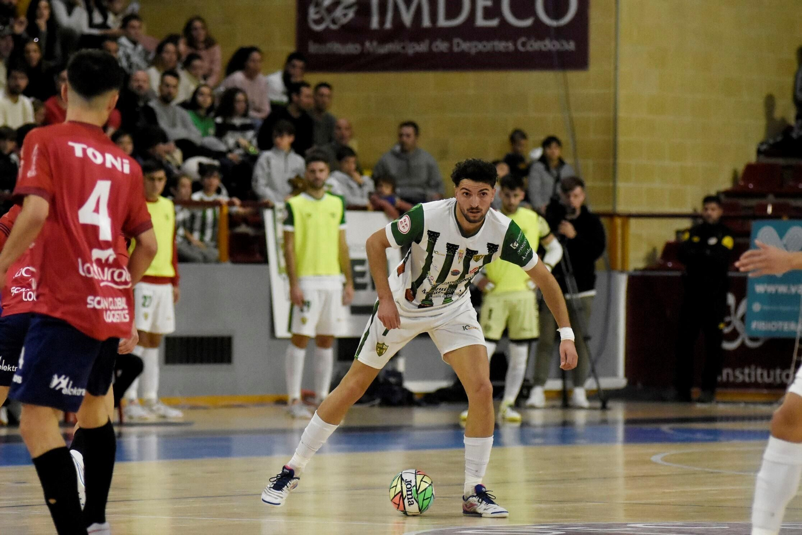 Las mejores fotos del triunfo del Córdoba Futsal ante Osasuna Magna Las mejores fotos del triunfo del Córdoba Futsal ante Osasuna Magna