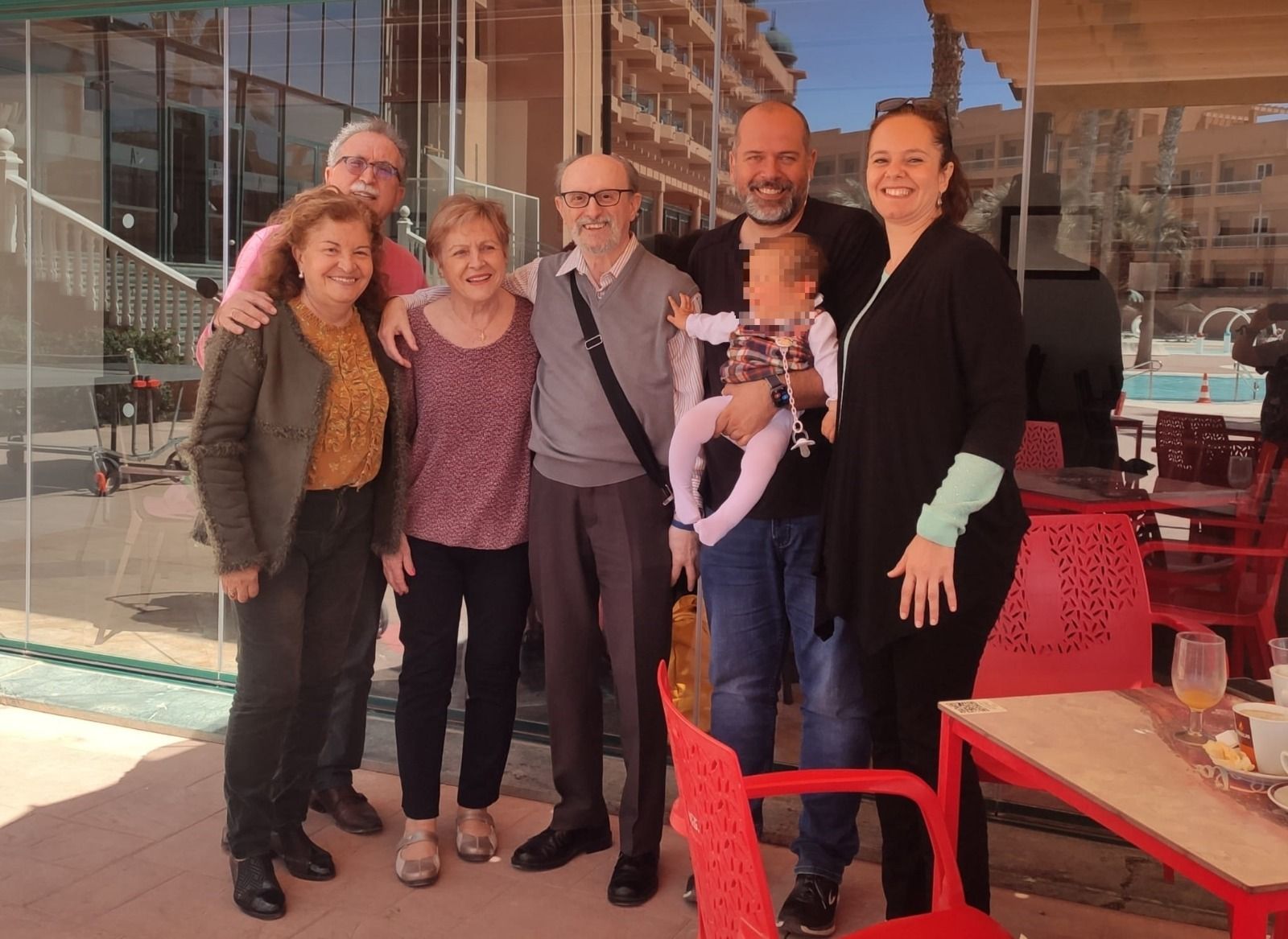 Francisco e Isabel han recibido varias visitas en el hotel de personas que hace dos años les ayudaron desinteresadamente