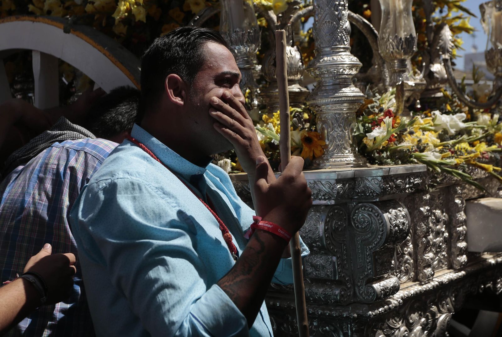 Paso de las hermandades por Villamanrique