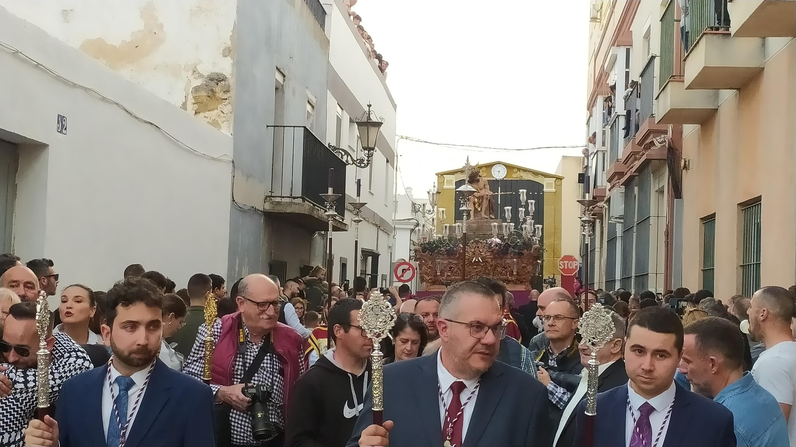Las imágenes de la salida de la Coronación de Espinas en San Fernando