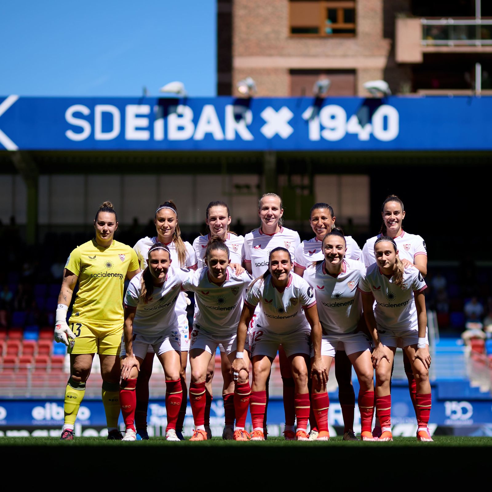 El once inicial del Sevilla antes del inicio del encuentro.