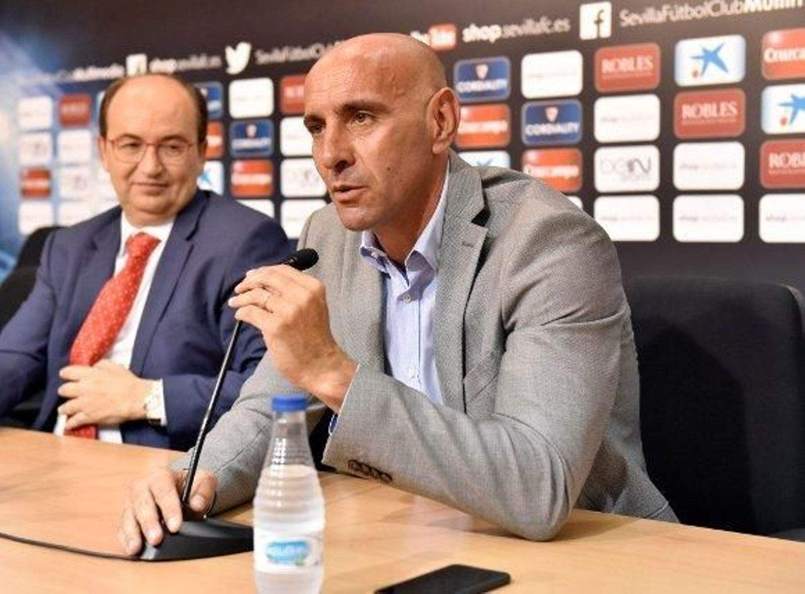 Monchi, comprometido