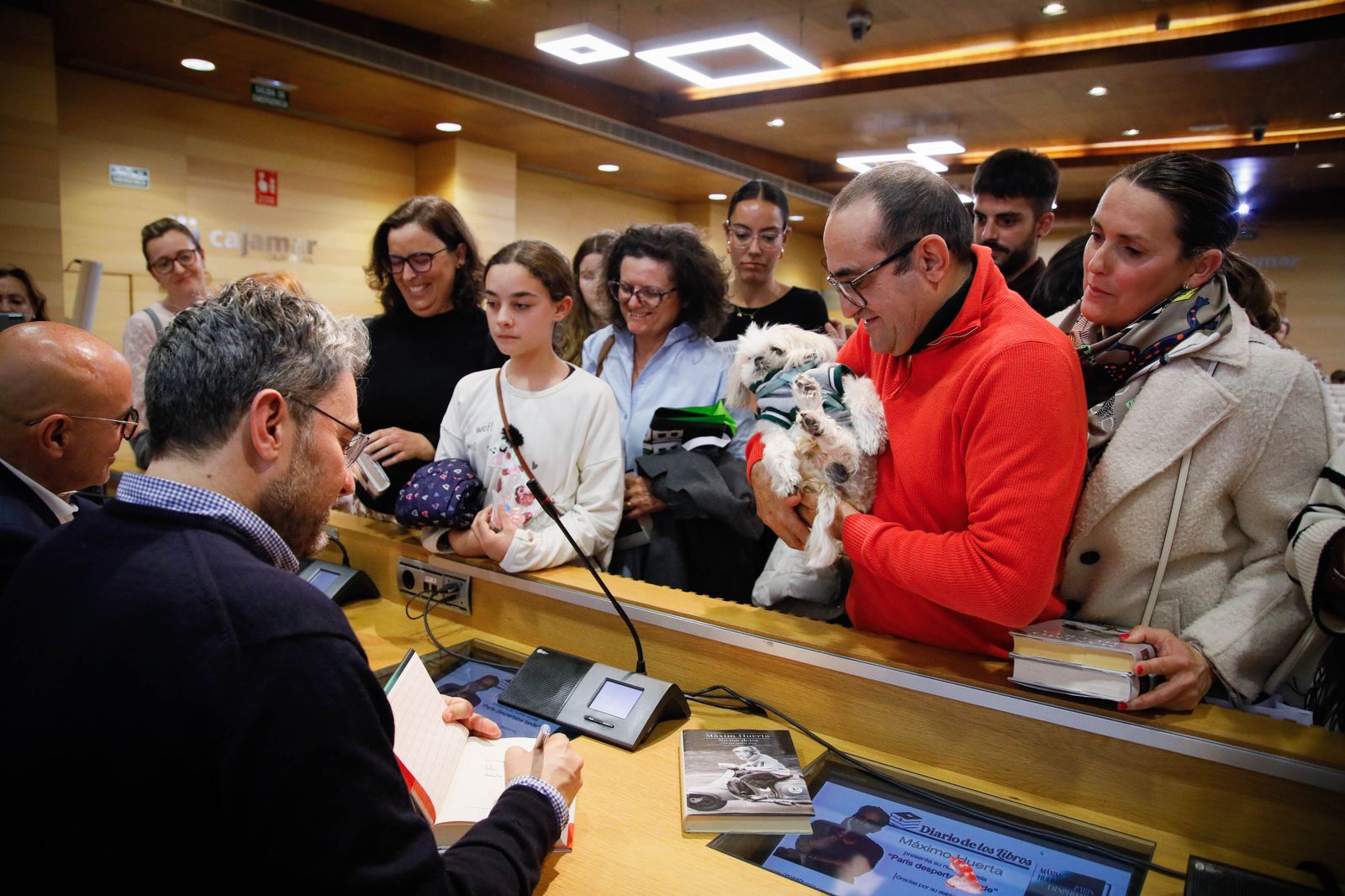 ¿Has estado en la presentación del libro de Máximo Huerta? Entra en la galería y buscate