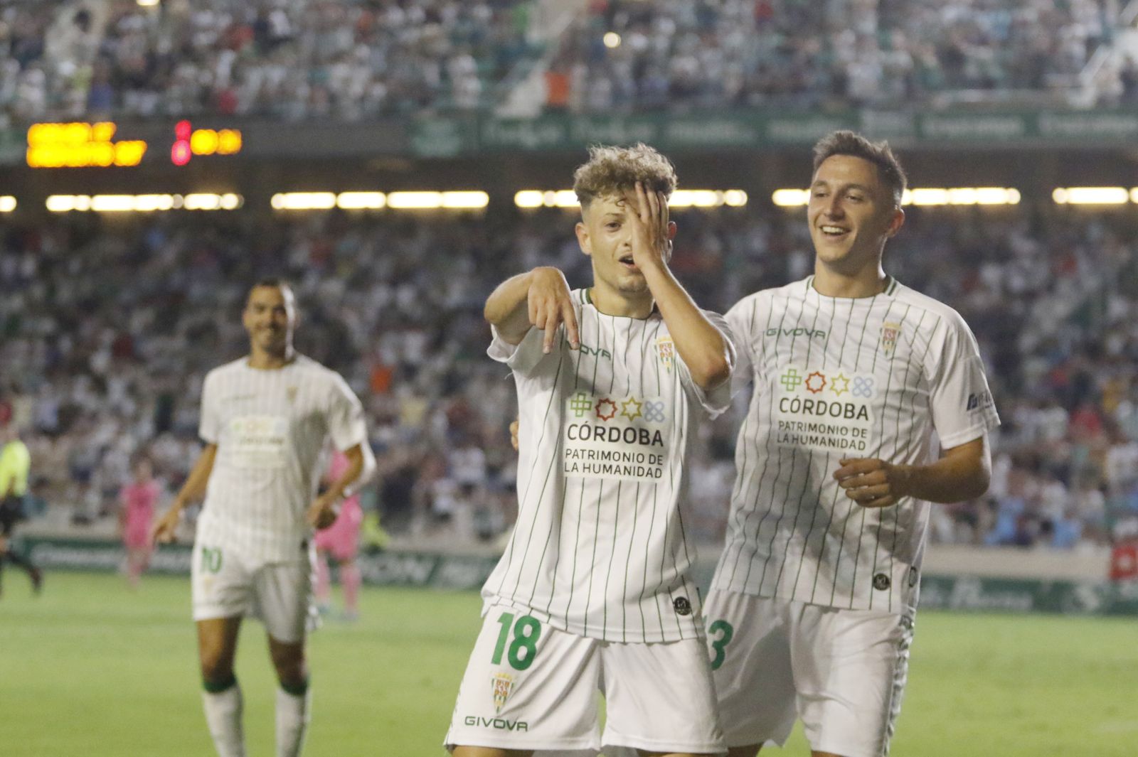 La victoria del Córdoba CF ante el Unionistas de Salamanca, en imágenes