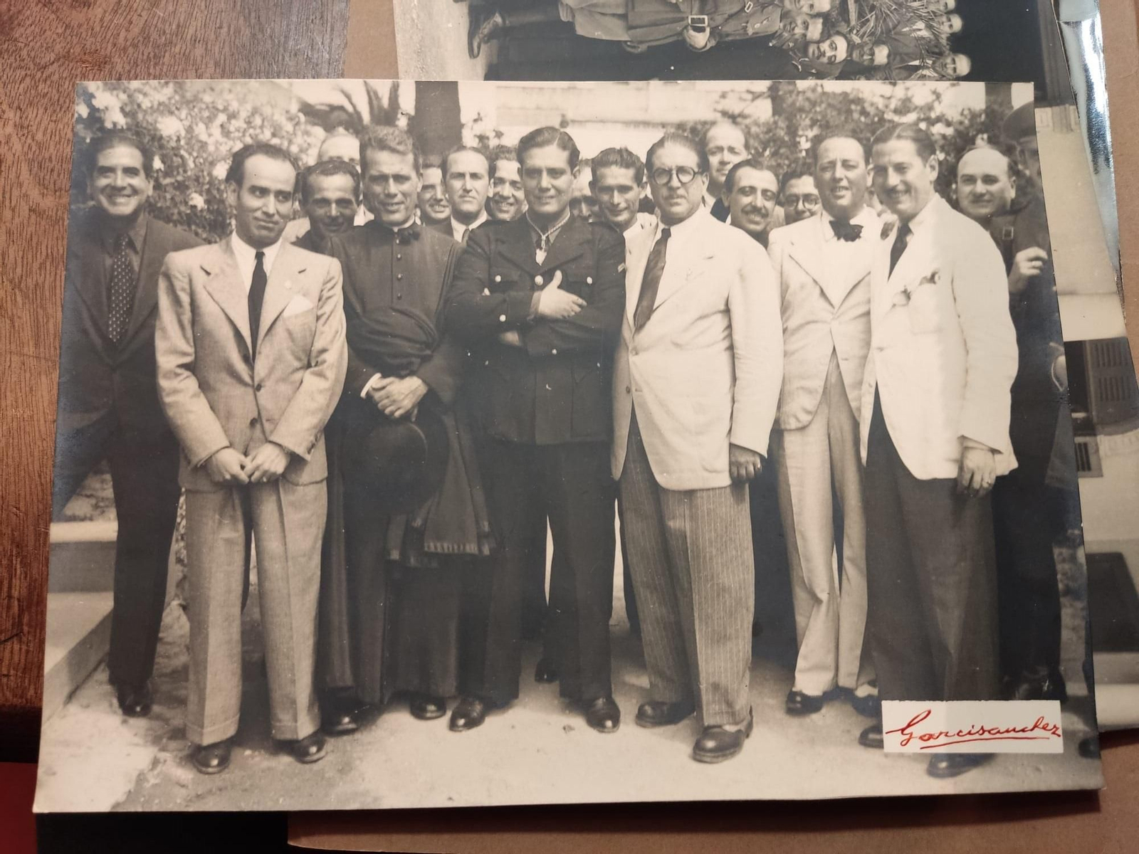 Trino Cruz, José Muñoz Molleda y José Cruz Herrera, entre otros representantes de la cultura del Campo de Gibraltar. Trino Cruz, José Muñoz Molleda y José Cruz Herrera, entre otros representantes de la cultura del Campo de Gibraltar.
