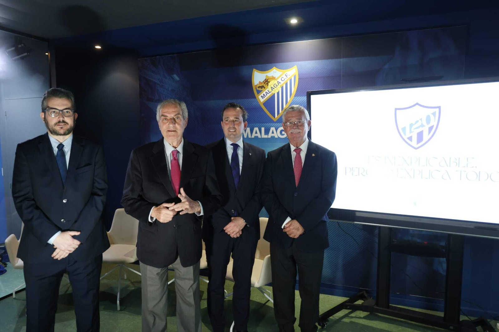 Así es el nuevo escudo del 120 aniversario del fútbol en Málaga
