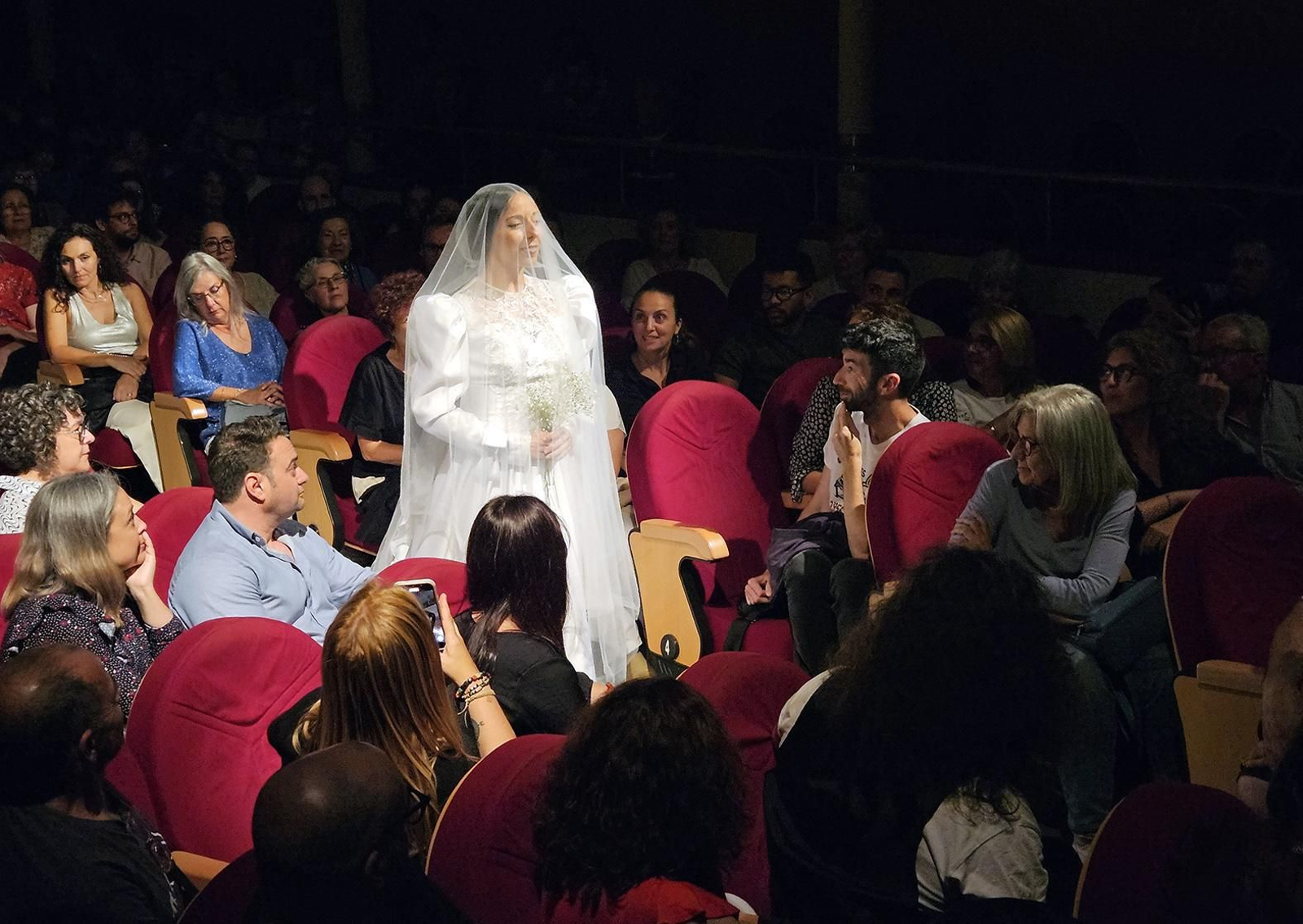 Mariana Collado en el patio de butacas del Apolo.