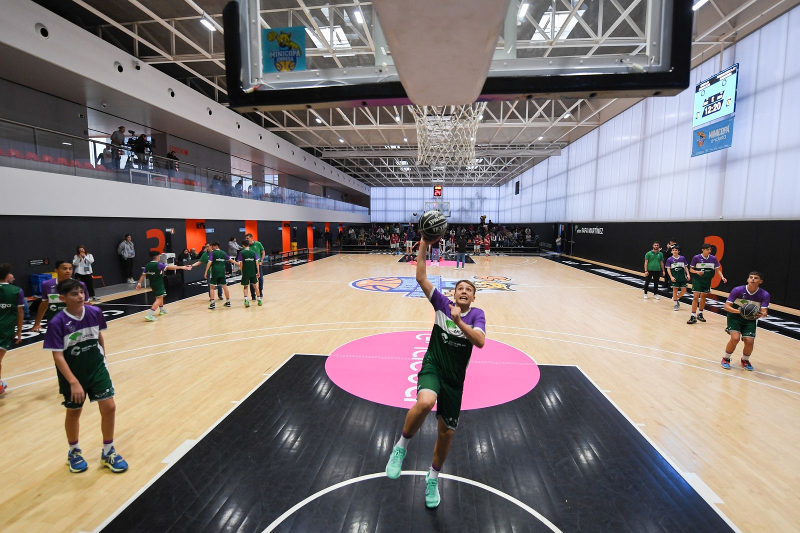 Las fotos del debut del Unicaja en la fase previa de la Minicopa