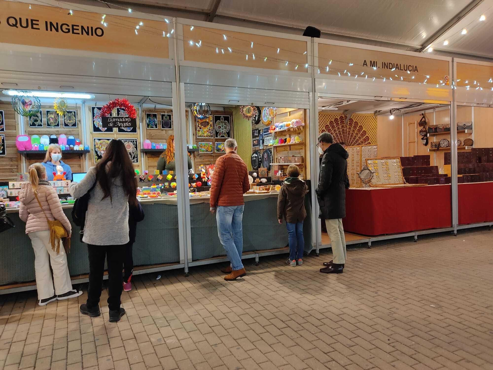 La inauguración de la carpa navideña de la Victoria en Córdoba, en fotografías