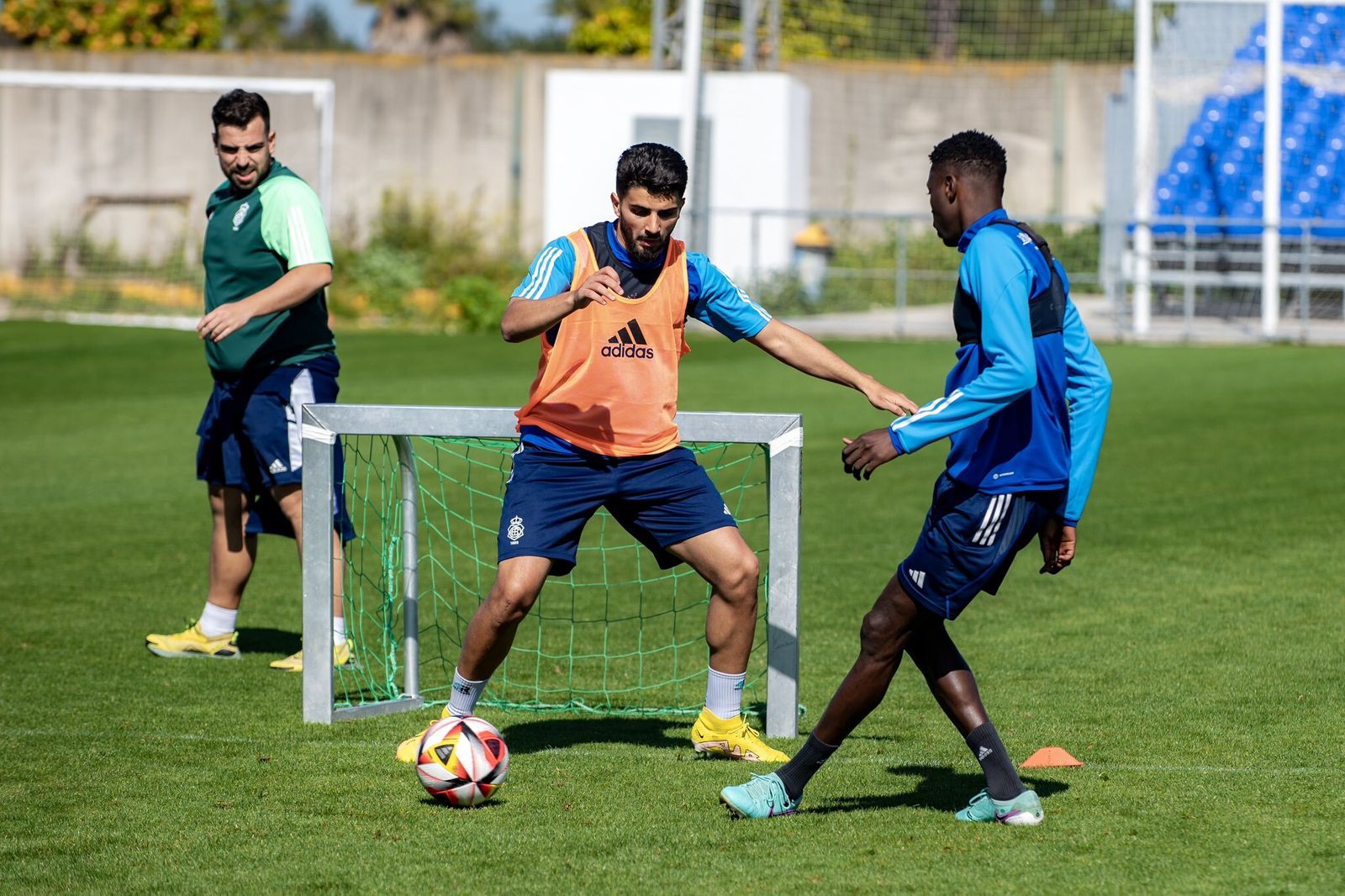 Manu Galán y Rahim durante el entrenamiento de hoy.