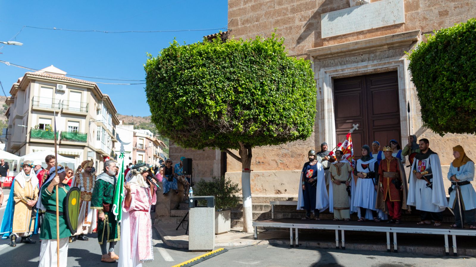 Durante todo el día las distintas agrupaciones han realizado su representación