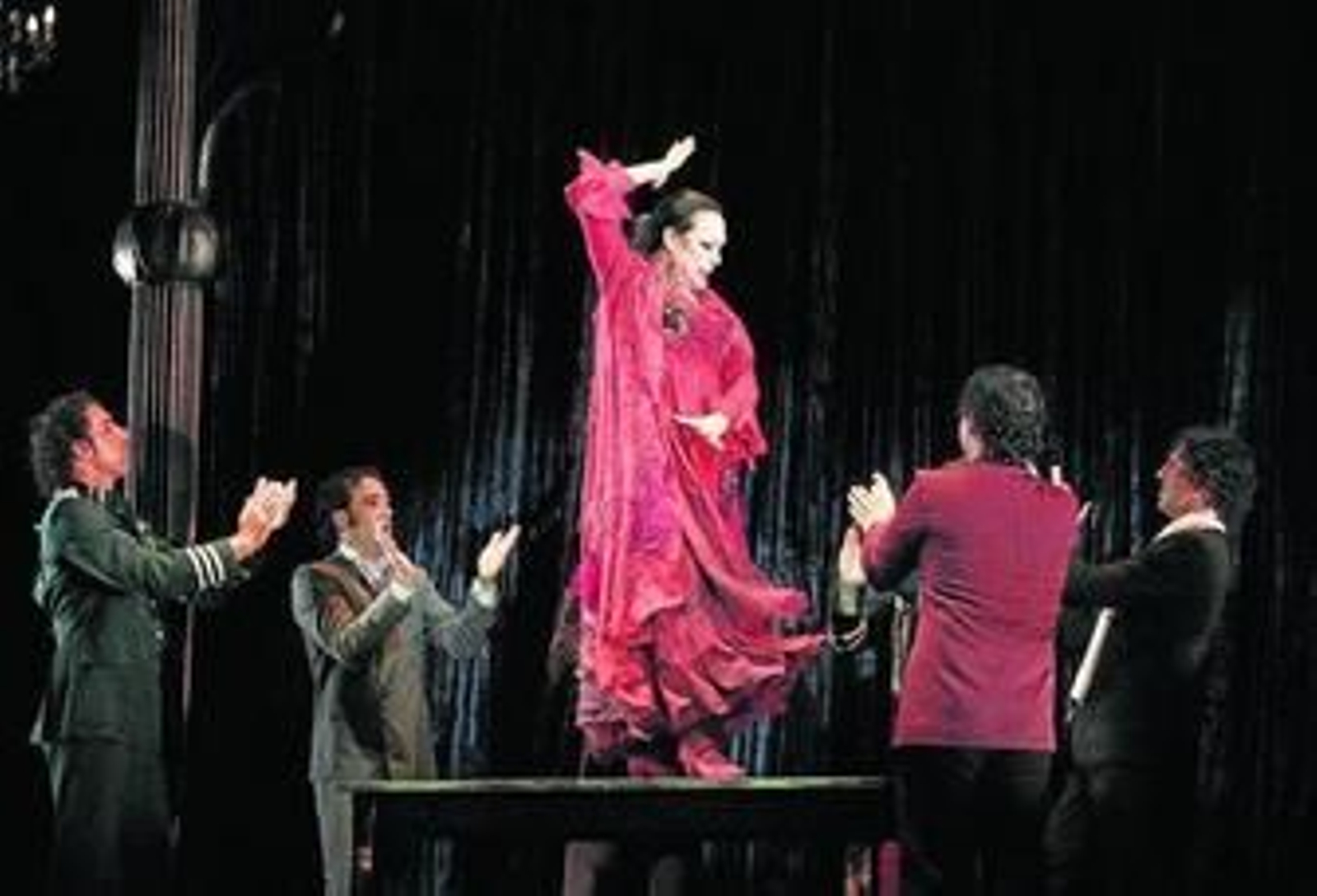 Versos de aceituna y jazmín