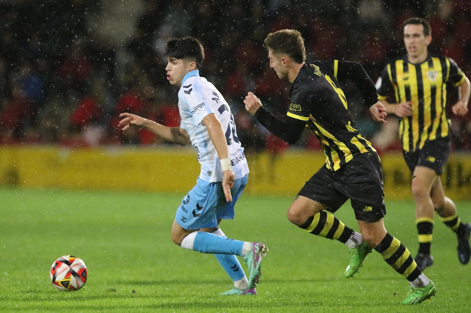 El Barakaldo-Málaga CF, en fotos
