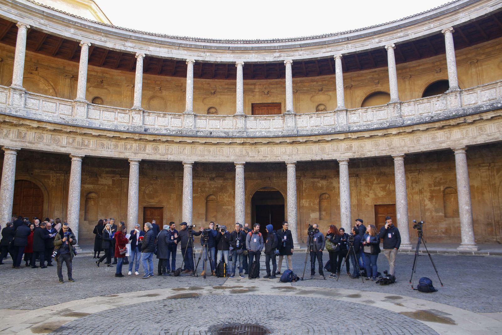 La visita de la reina Letizia, en imágenes