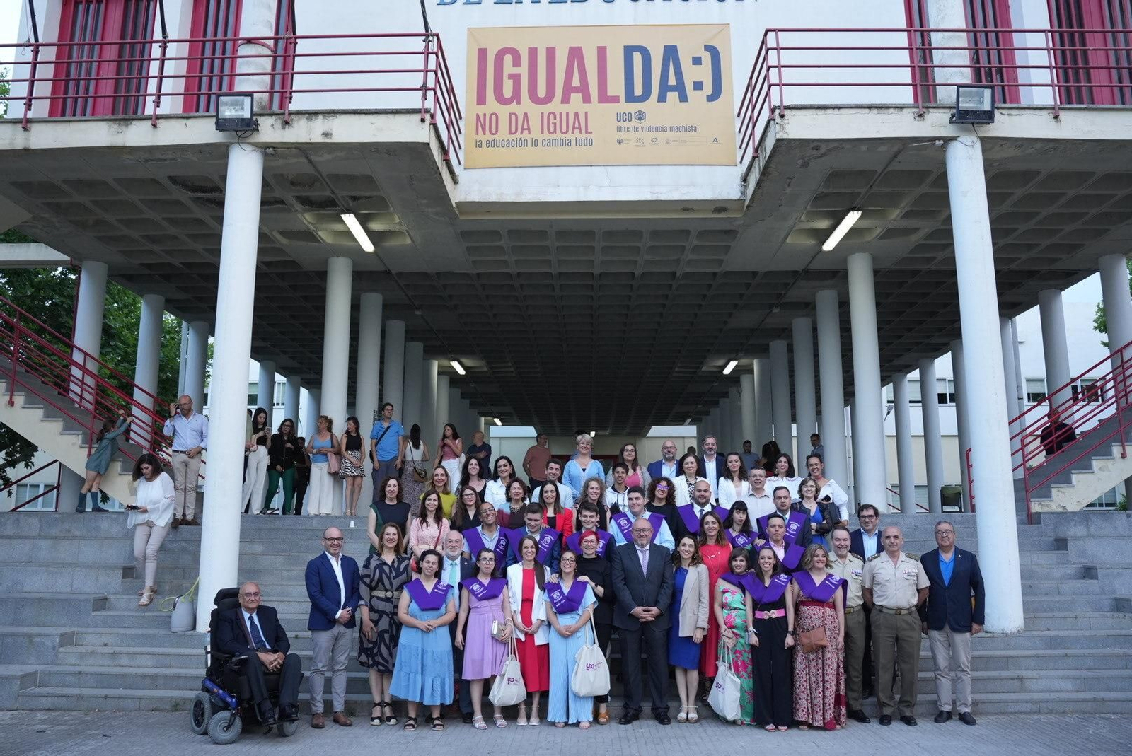 Las imágenes de la graduación de la tercera promoción de UCOIncluye