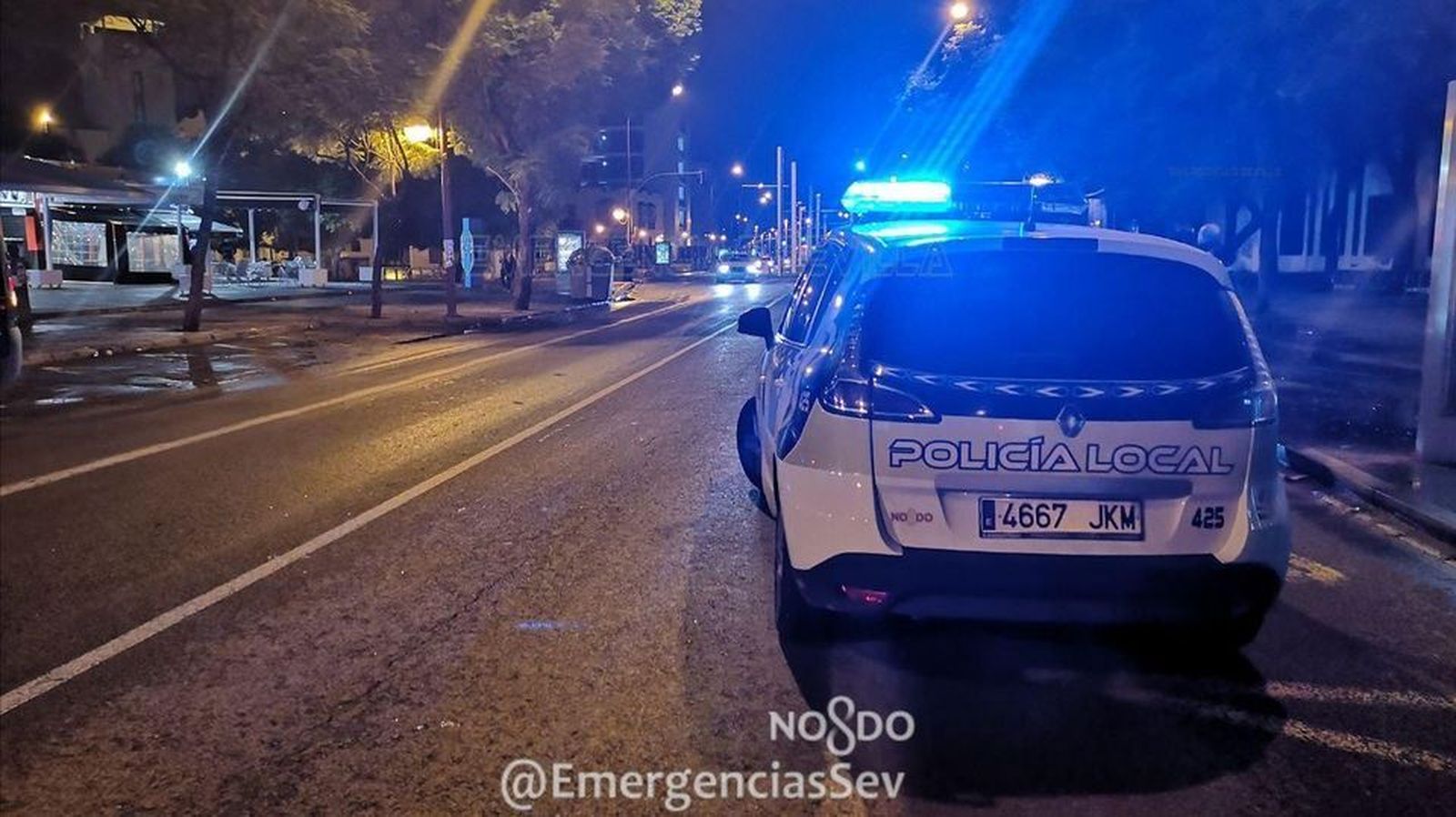 Un joven pincha las ruedas de casi 25 coches en Sevilla por haber suspendido el carnet de conducir