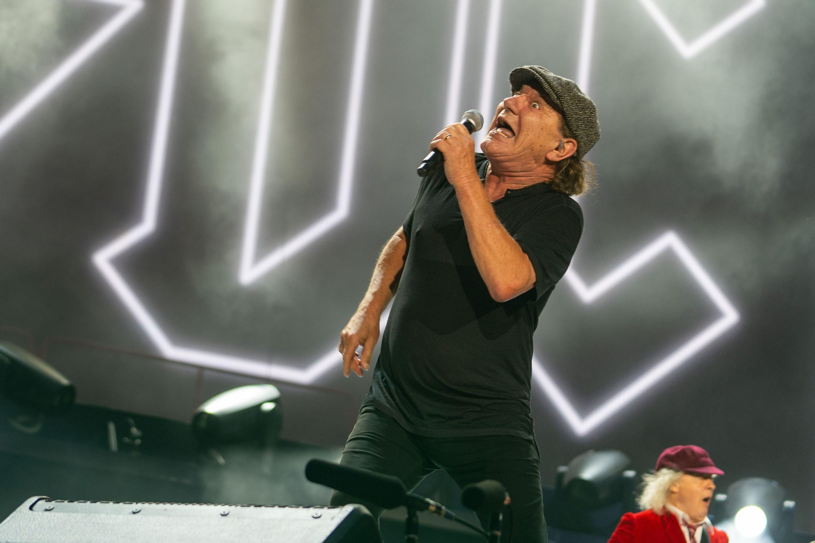 Las imágenes del primer concierto de AC/DC en Sevilla por su gira 'Power Up Tour 2024'