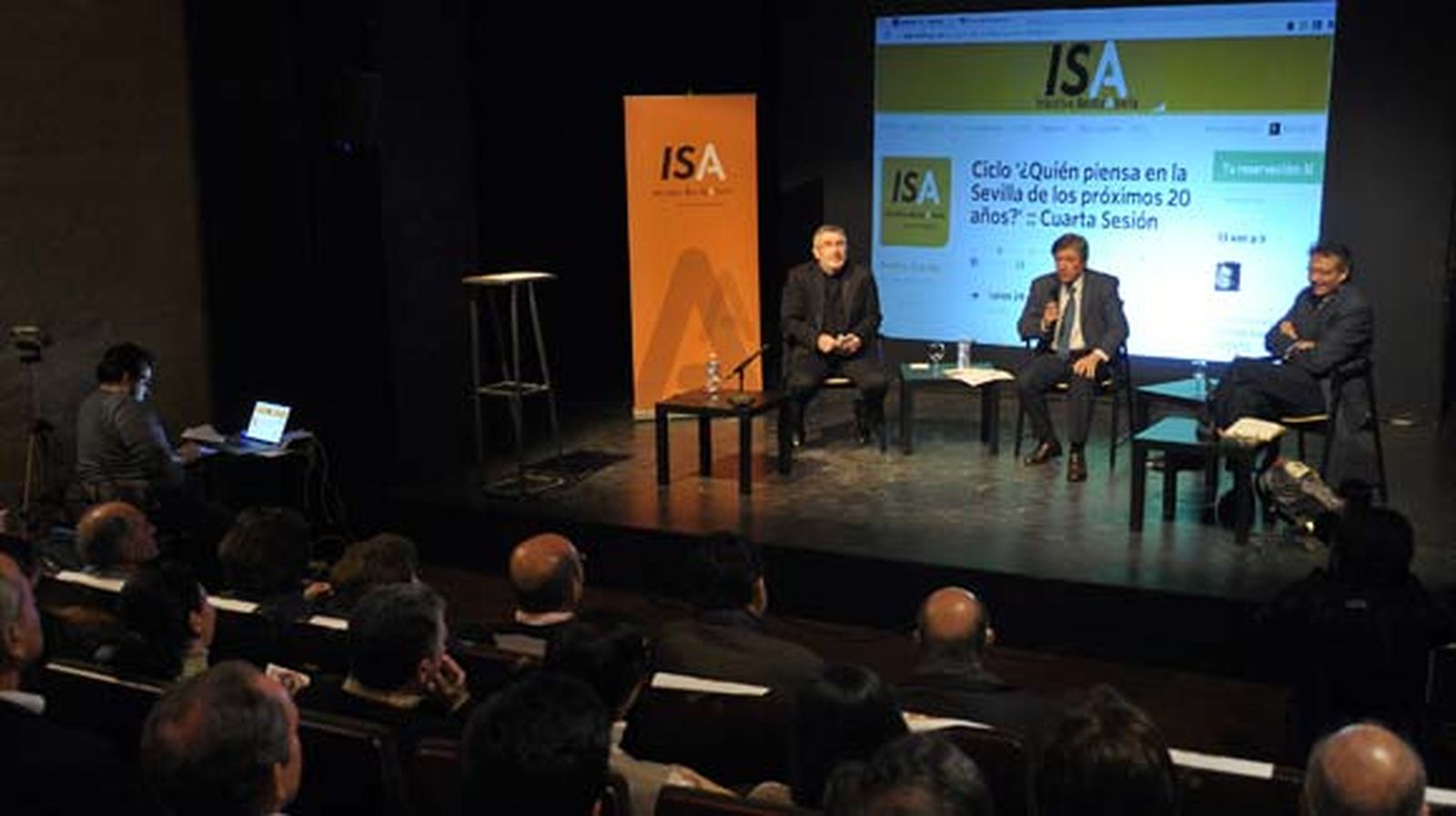 Contra los indiferentes, diferentes