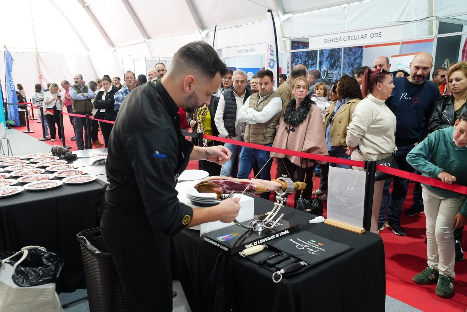 El último día de la Feria del Jamón 100% Ibérico de Los Pedroches
