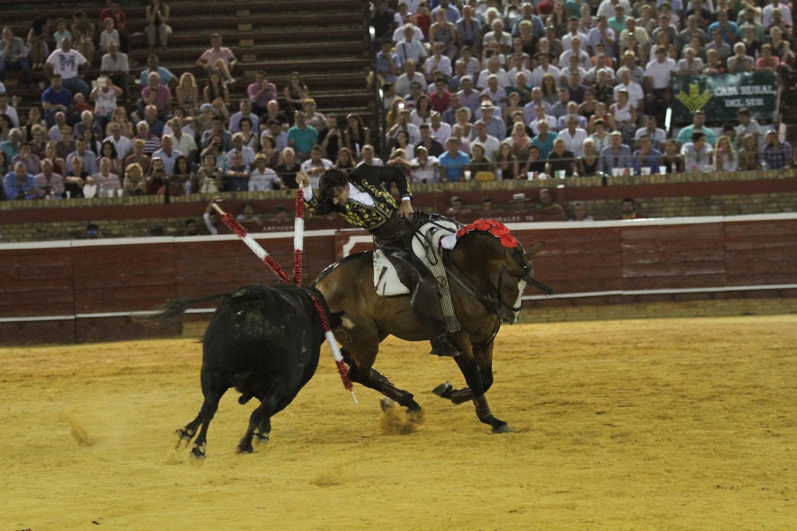 Festejo de Rejones en el coso de La Merced por Colombinas.