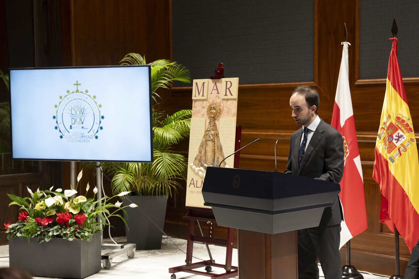 Almería celebra los grandes aniversarios de la Virgen del Mar: 525 años de su aparición y 75 de su coronación, en imágenes