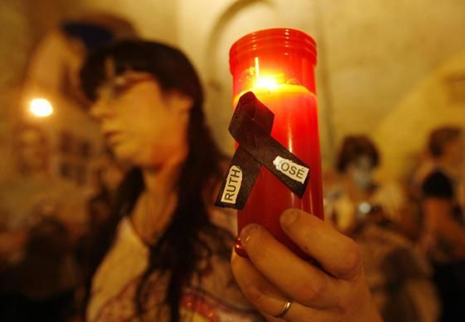 Concentración y manifestación en memoria de los niños Ruth y José, tras conocerse las noticias de los informes de los forenses.

Foto: Jose Martinez