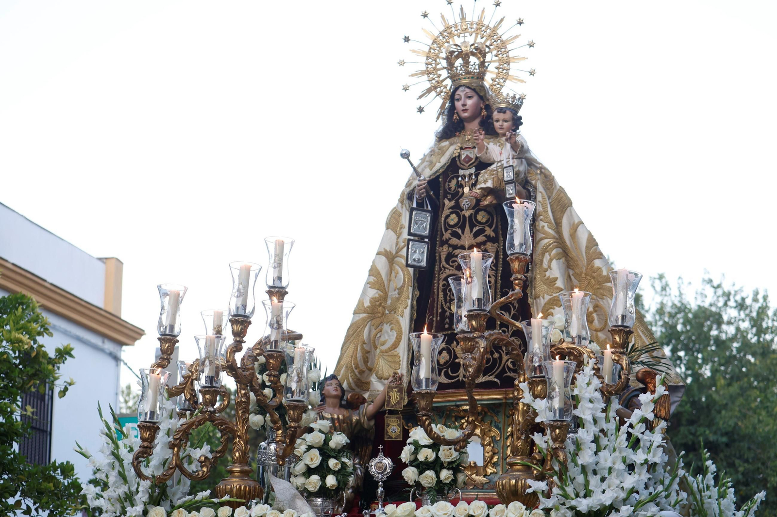 La procesión de la Virgen del Carmen de Puerta Nueva, en imágenes