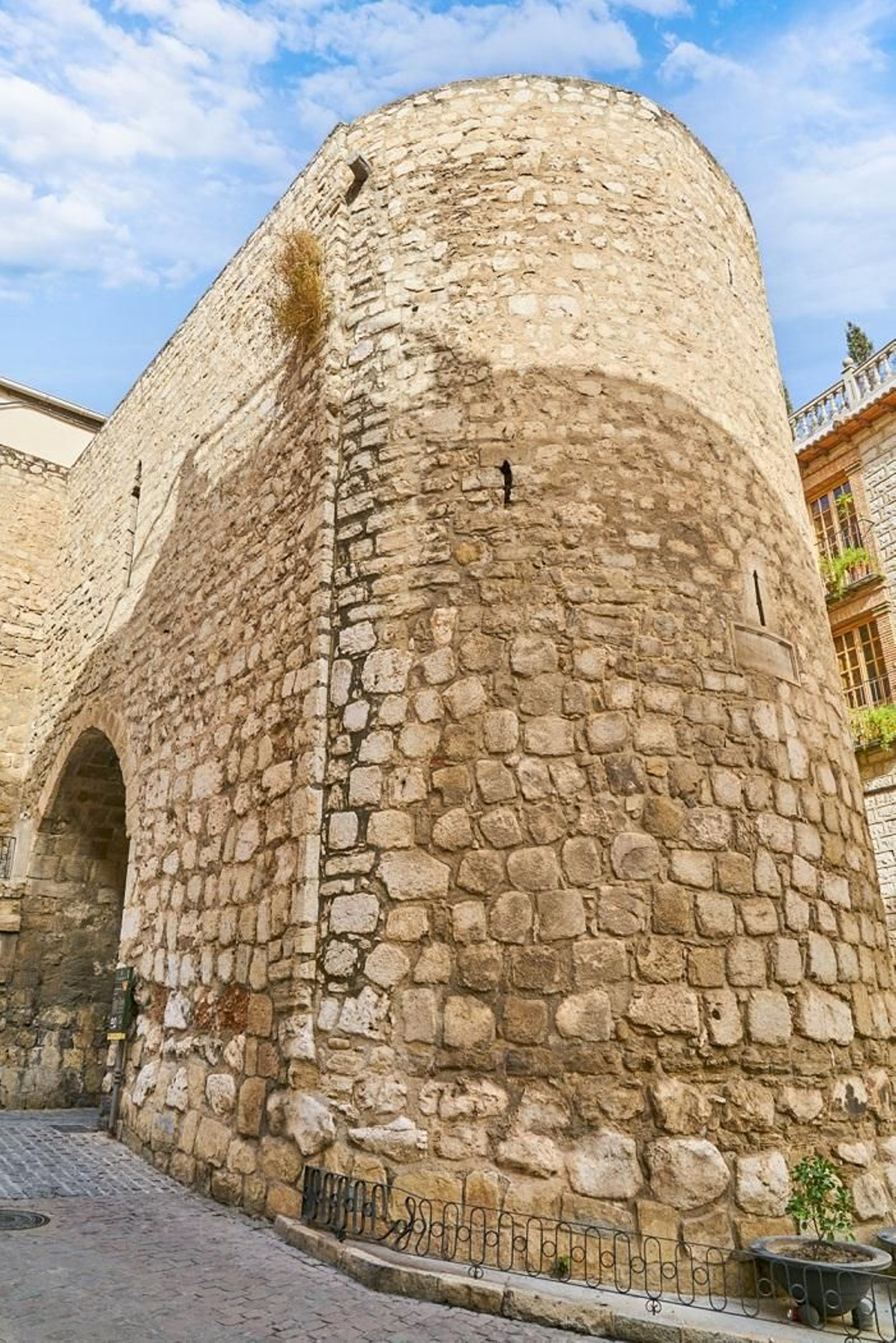 ¿Sabías que el Arco de San Lorenzo de Jaén pertenecía a una iglesia desaparecida? ¿Sabías que el Arco de San Lorenzo de Jaén pertenecía a una iglesia desaparecida?