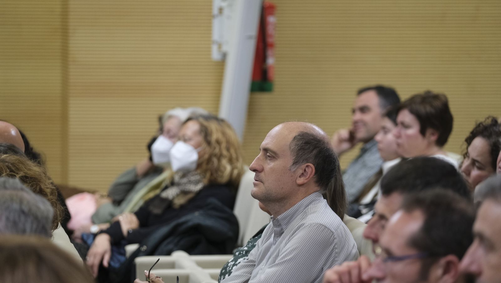 Imágenes del Diario de los Libros con la escritora ganadora del Premio Planeta 2022, Luz Gabás