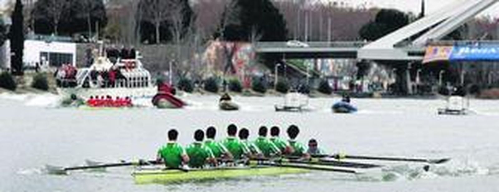 El Betis se apunta con contundencia el derbi del Guadalquivir