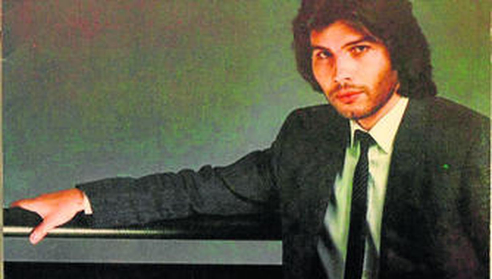 El artista granadino Miguel Gallardo.