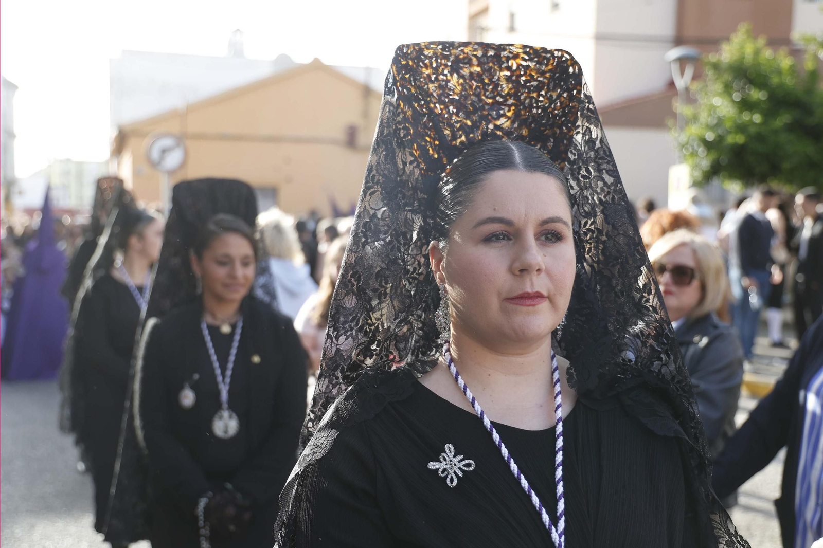 Fotos del Jueves Santo en La Línea: Perdón, Gran Poder y Angustias