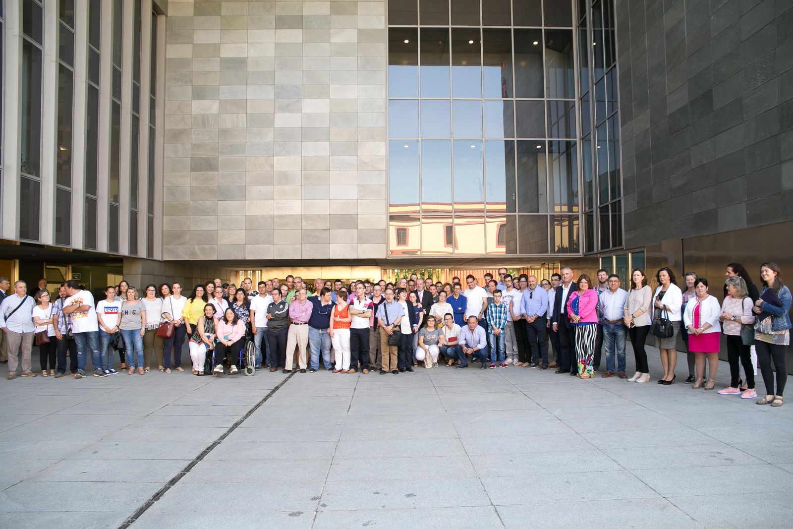 II Encuentro de jóvenes en prácticas con capacidades diferentes en la Diputación de Sevilla.