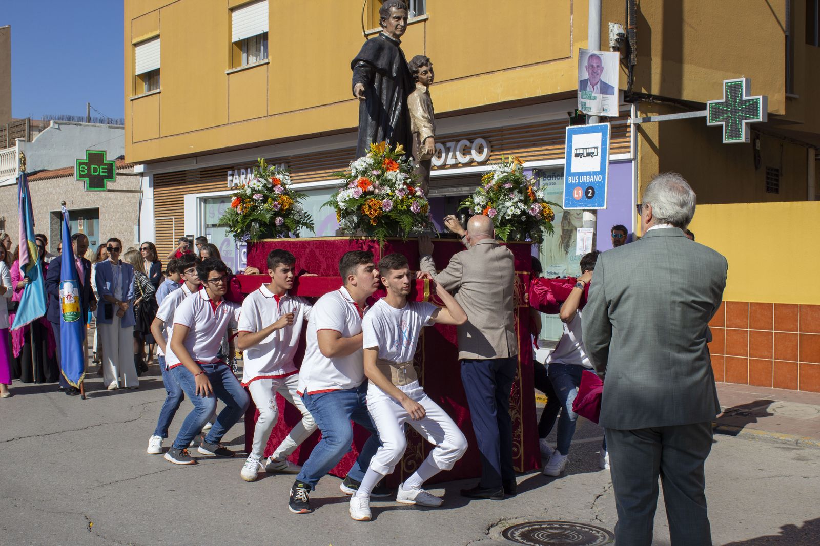 Fotos de la procesión de María Auxiliadora en La Línea de la Concepción