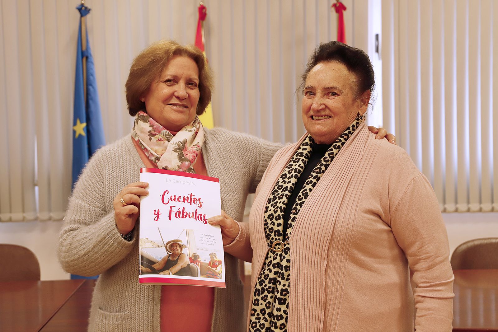 Una campesina  analfabeta de Huétor Tájar publica un libro de cuentos