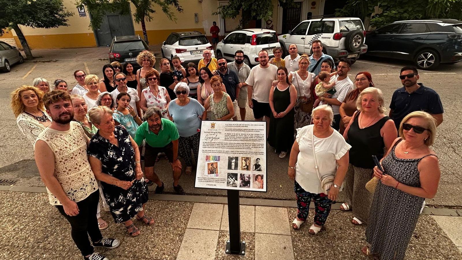 Inauguración de la placa conmemorativa.