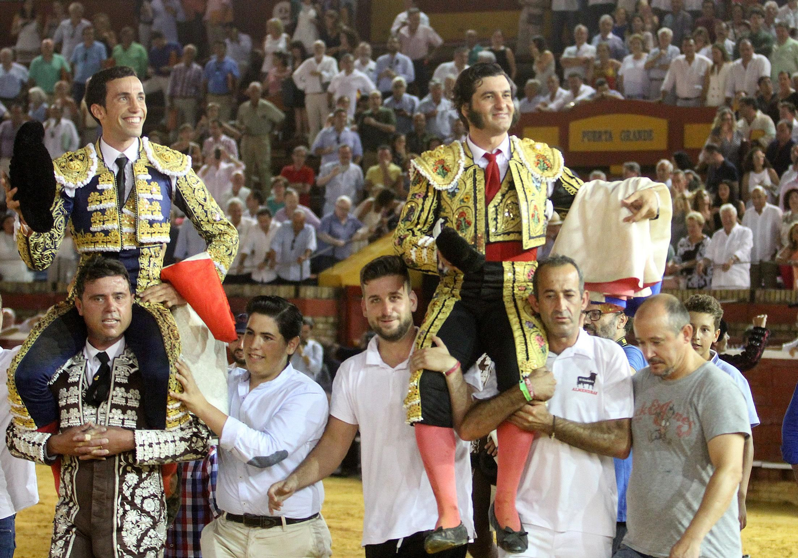 Imágenes de Morante de la Puebla durante la corrida de esta tarde en la Plaza de Toros La Merced