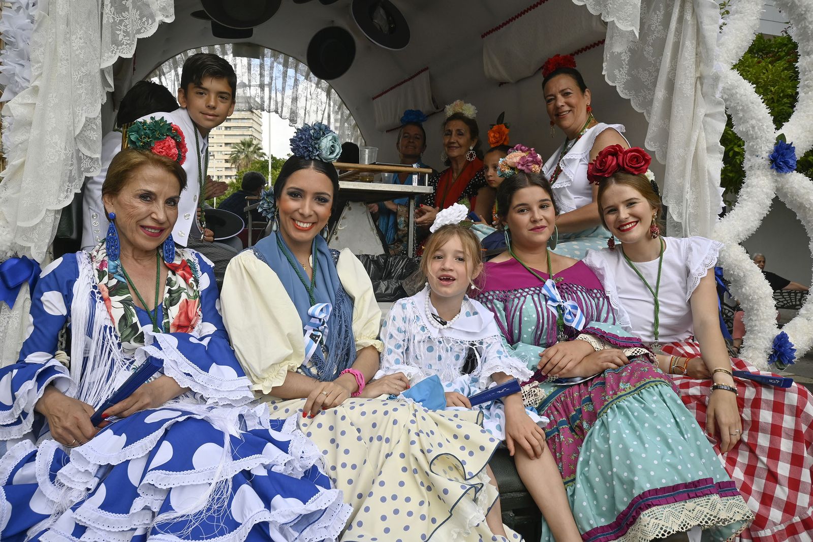 Todos los rocieros de la comitiva de la Hermandad de Huelva, en imágenes