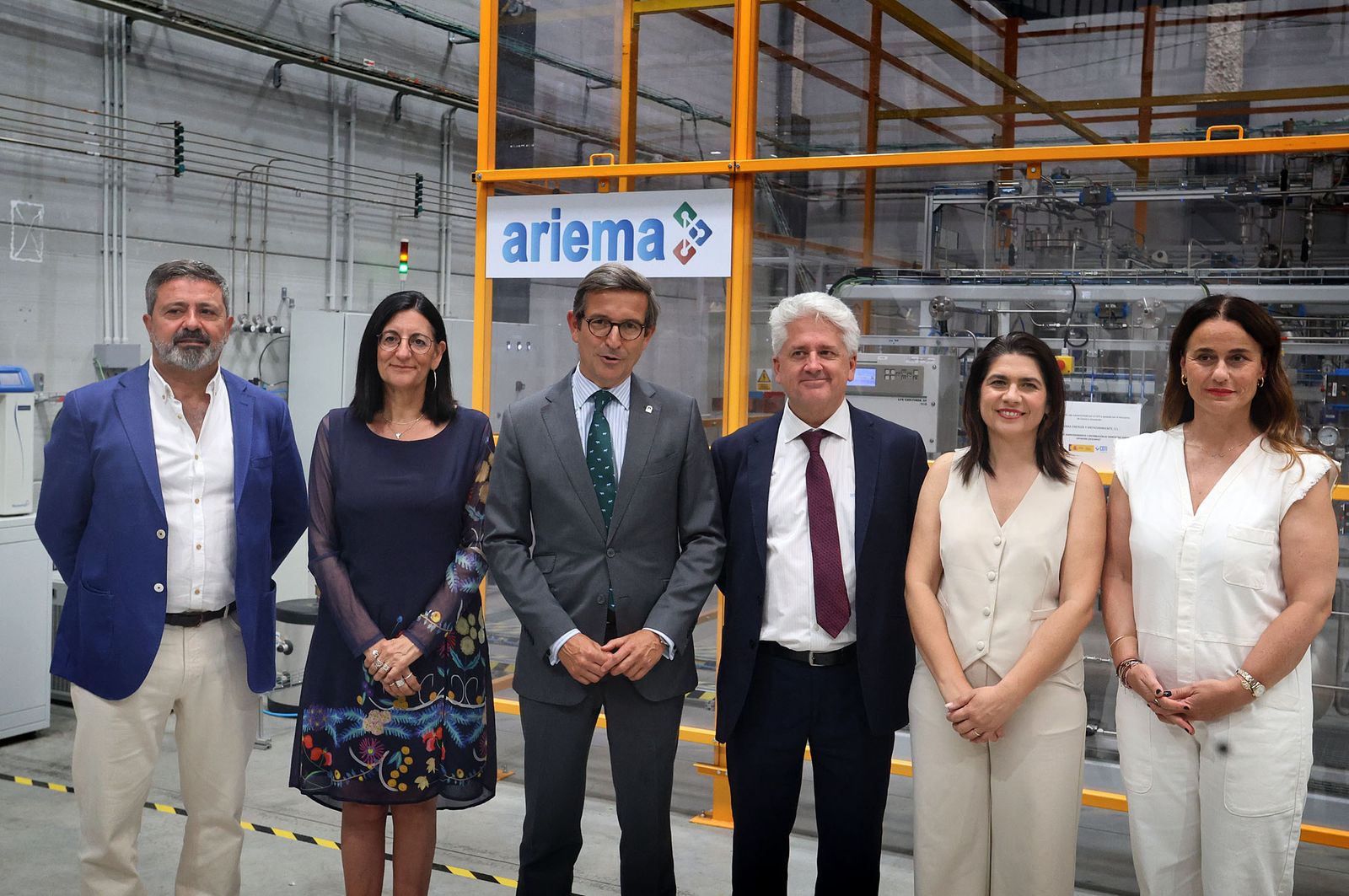 Imágenes de la visita de Jorge Paradela a las instalaciones de la empresa Ariema Energía y Medioambiente SL, especializada en hidrógeno verde