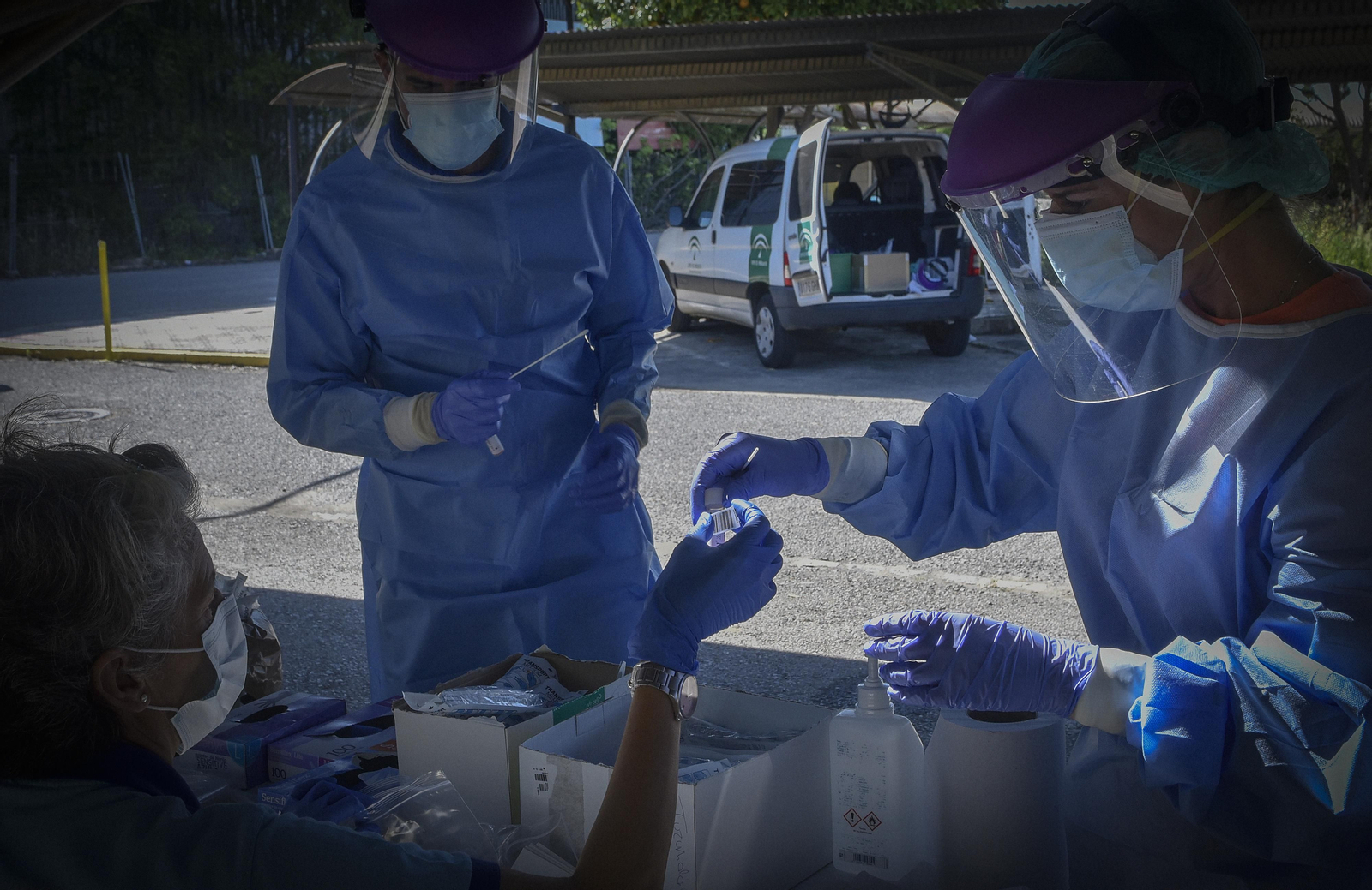 Fase 2 de la desescalada del coronavirus en Sevilla: entre negocios que arrancan, y pruebas PCR