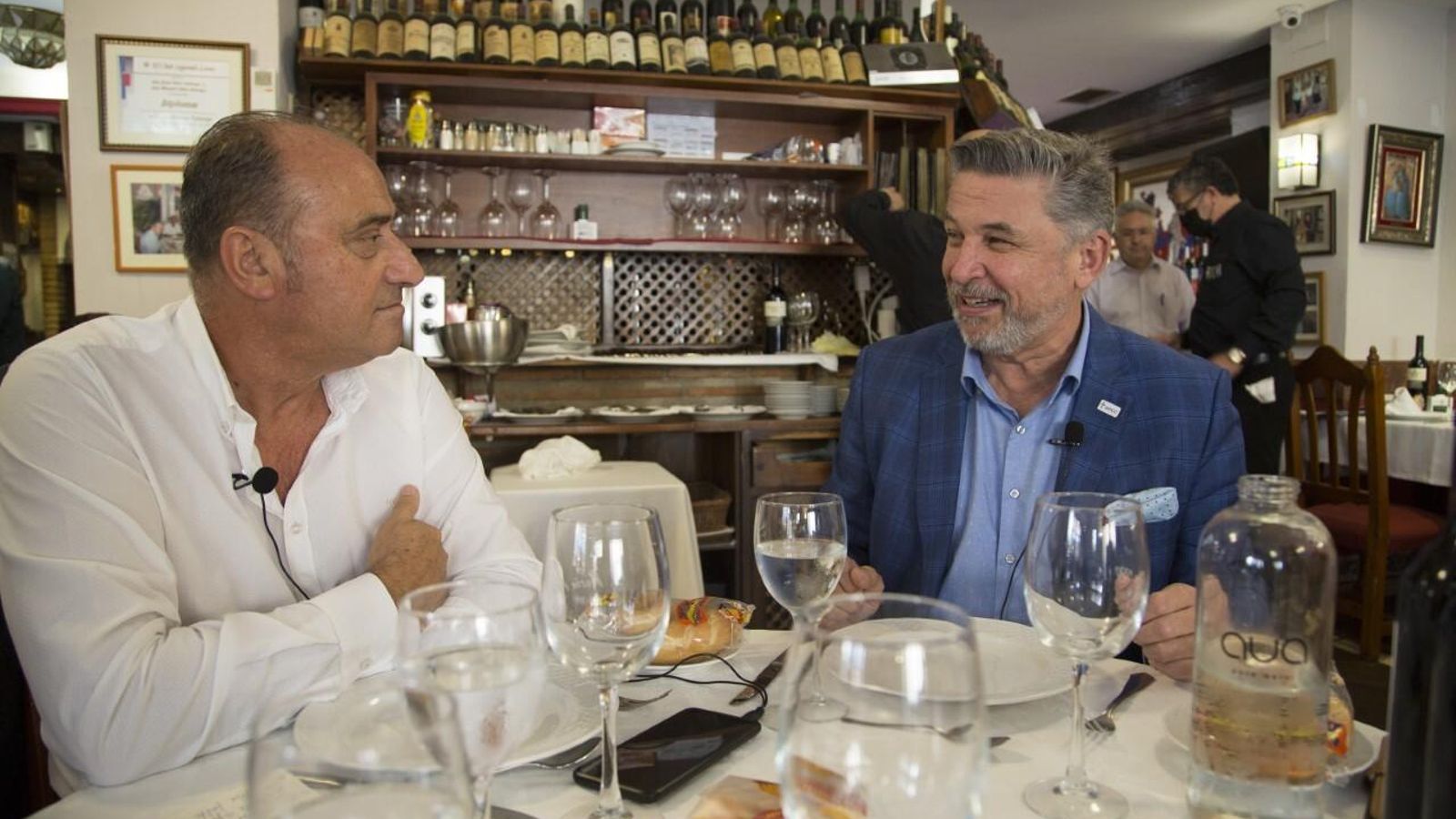 Juan Luis Pinto junto a su invitado Joaquín Morales.